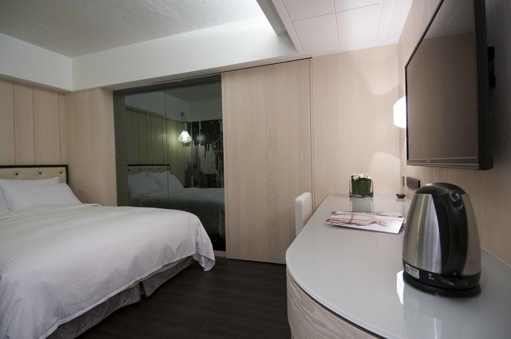 The Cloud Hotel Каосюн Екстериор снимка