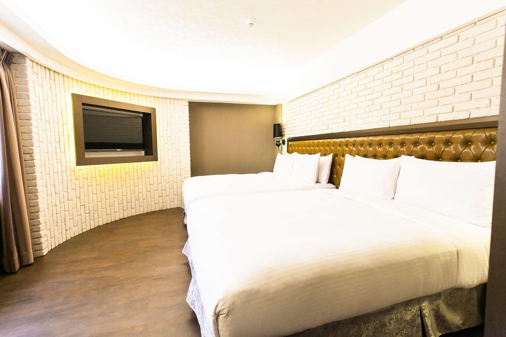 The Cloud Hotel Каосюн Екстериор снимка