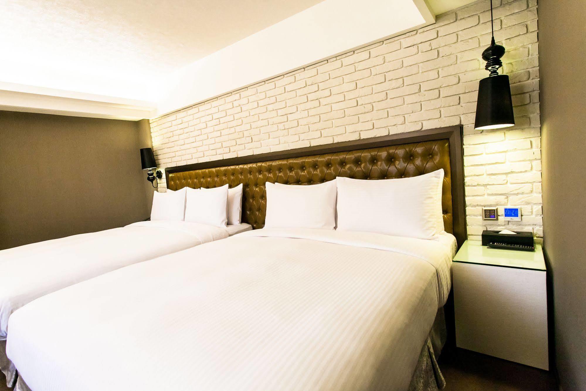The Cloud Hotel Каосюн Екстериор снимка